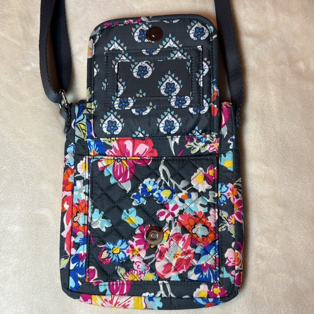 Vera Bradley Crossbody PRETTY POSIES Floral Quilted Purse Handbag - Picture 6 of 13
